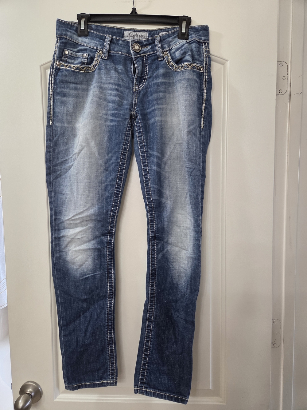 Daytrip Women’s Blue Washed Skinny Jeans